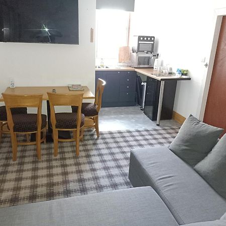The Townhouse Accommodation 邓弗里斯 外观 照片