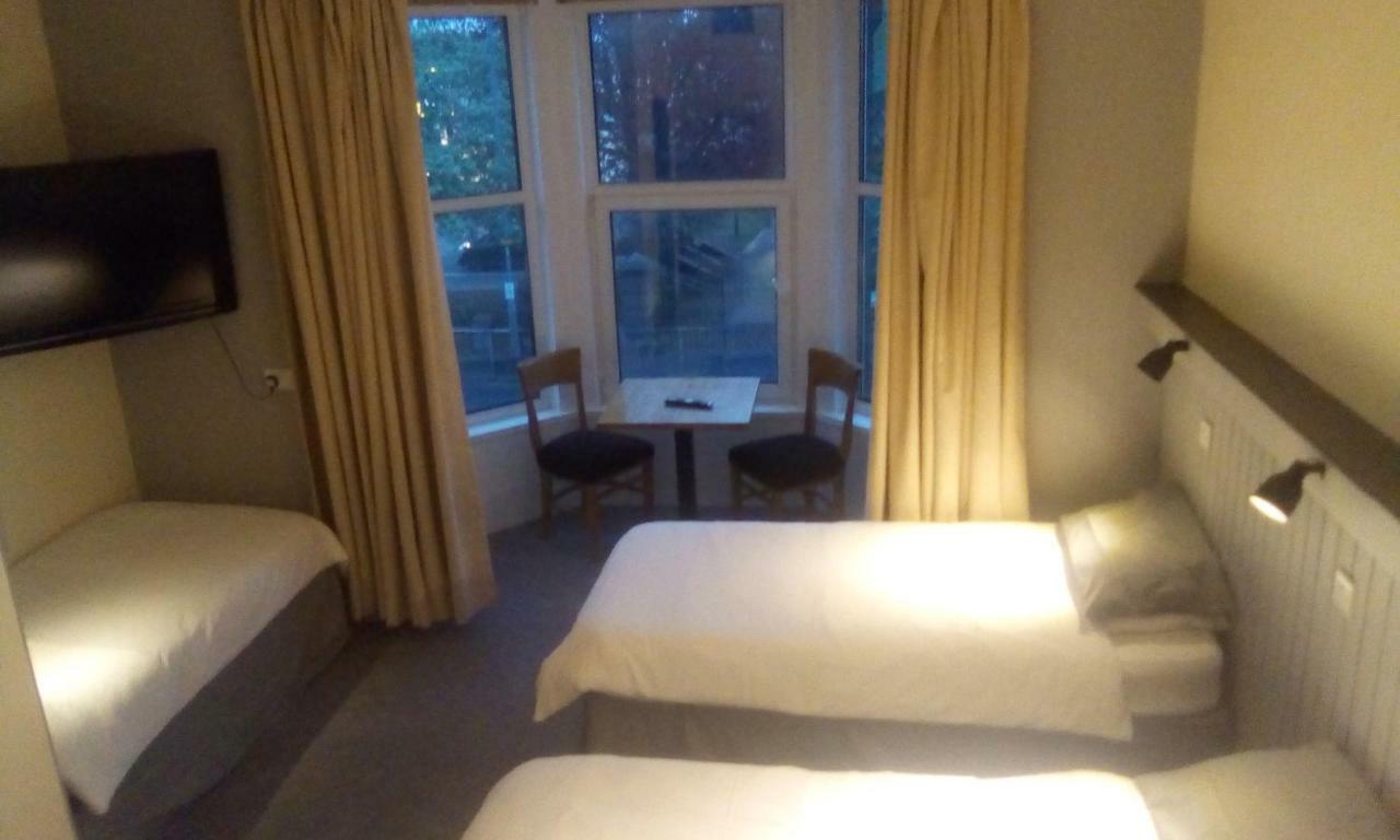 The Townhouse Accommodation 邓弗里斯 外观 照片
